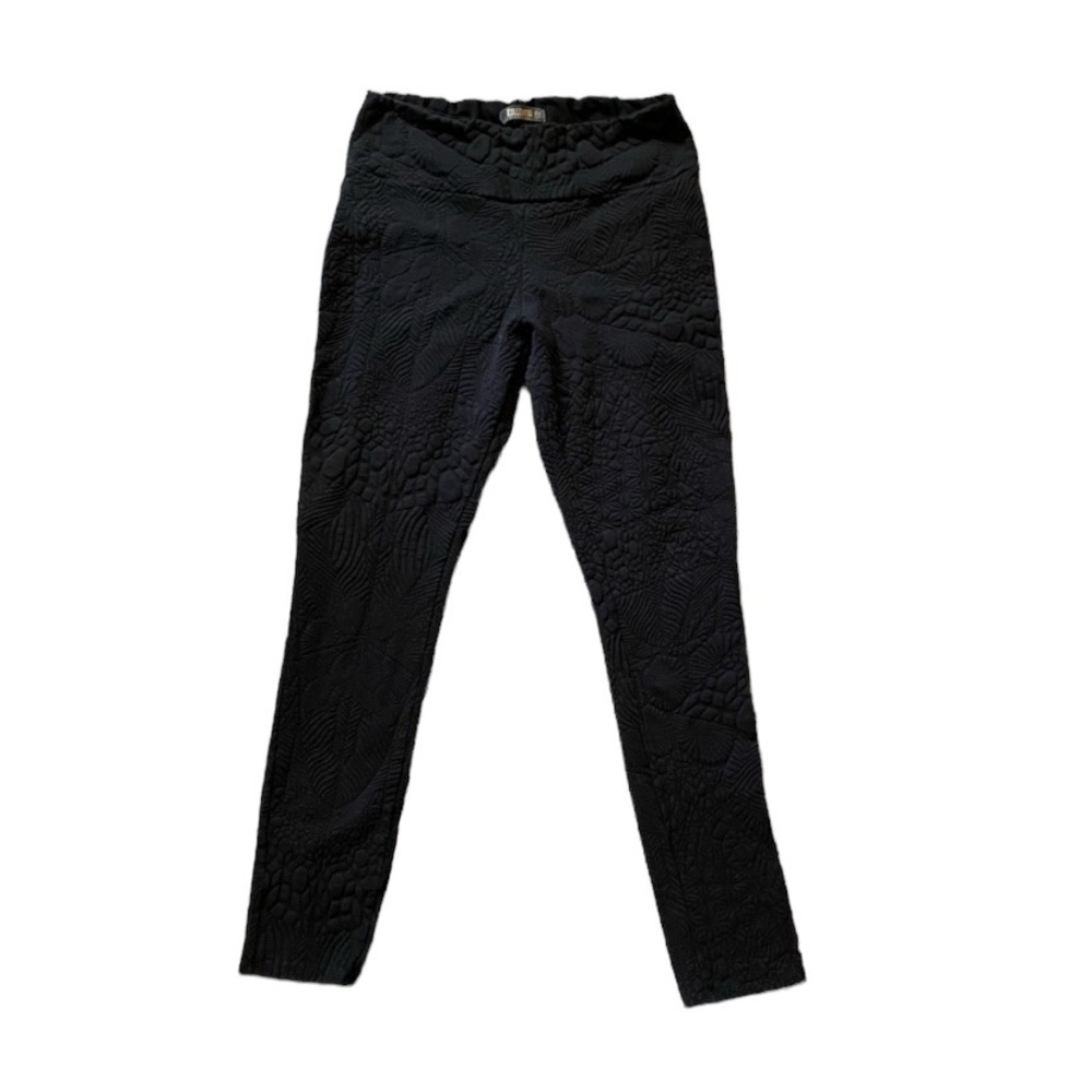 Canadian-made thick textured leggings